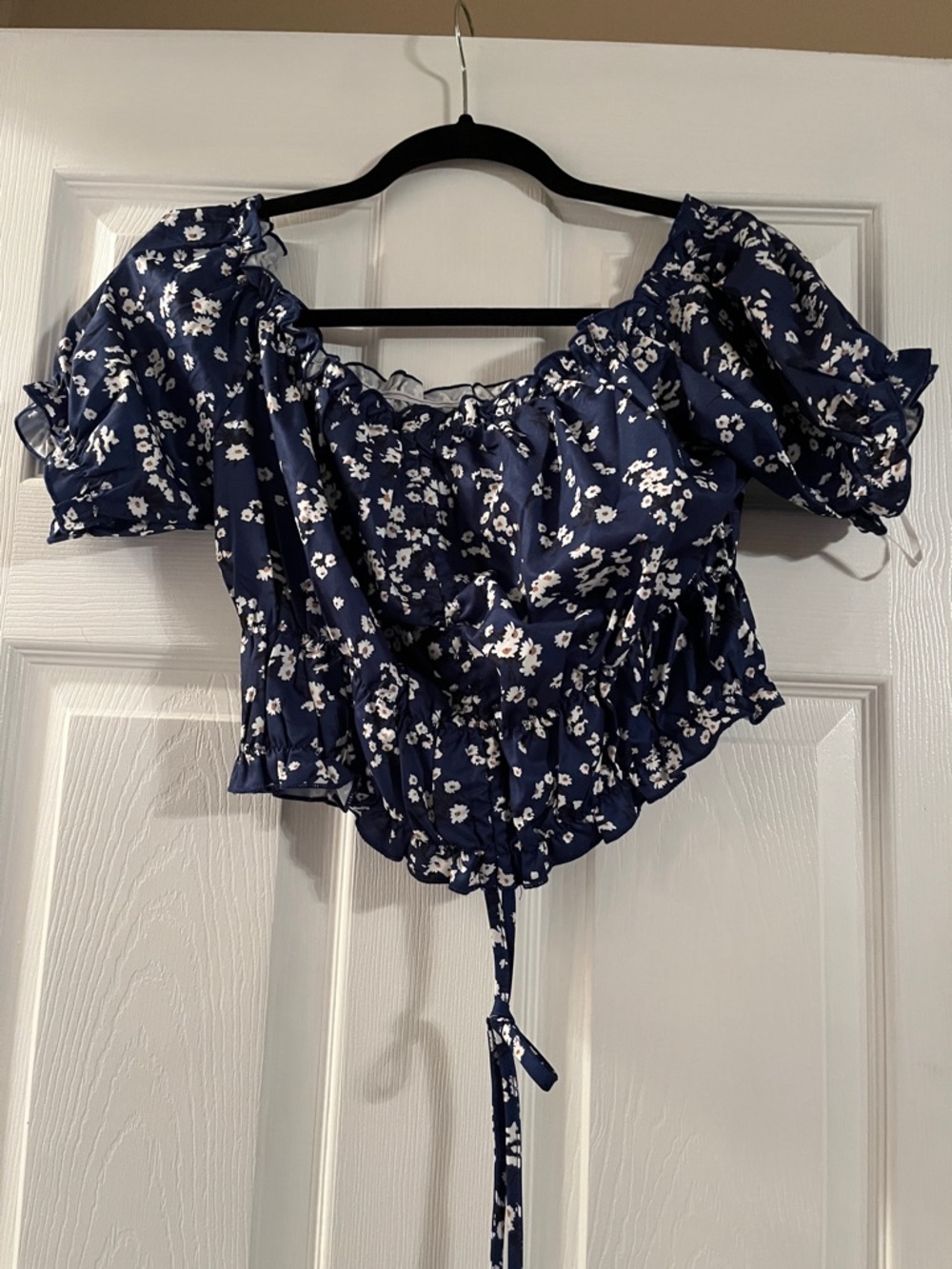 SHEIN Navy Blue Floral Ruffle Crop Top